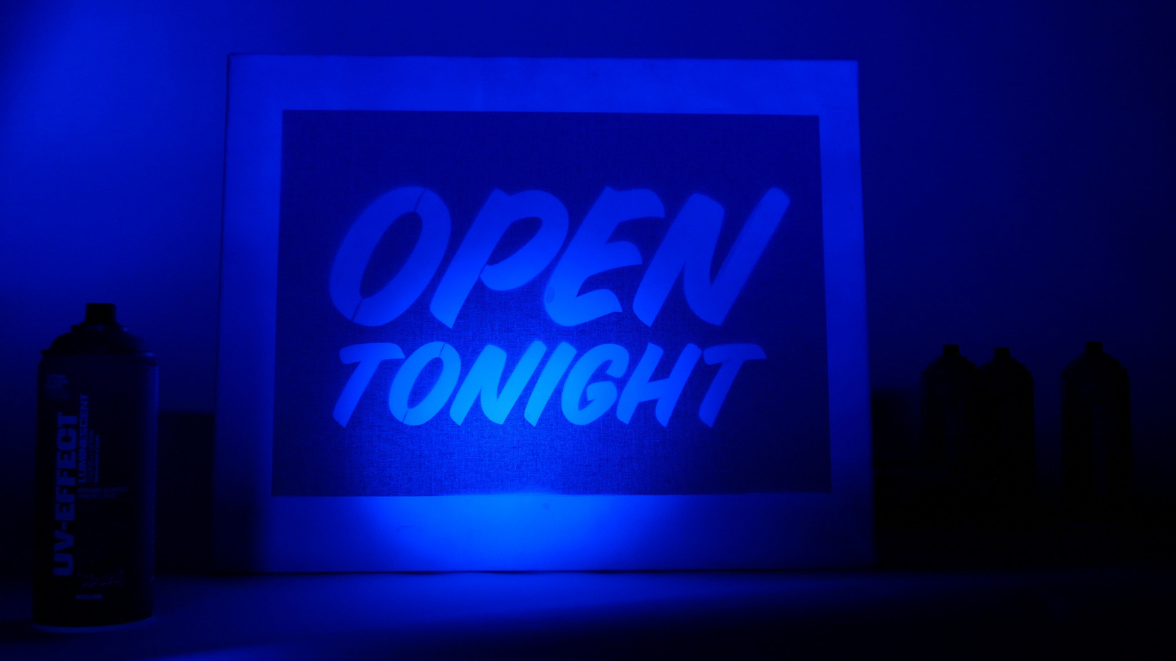 Obrázek: montanacans-uv-effect-11