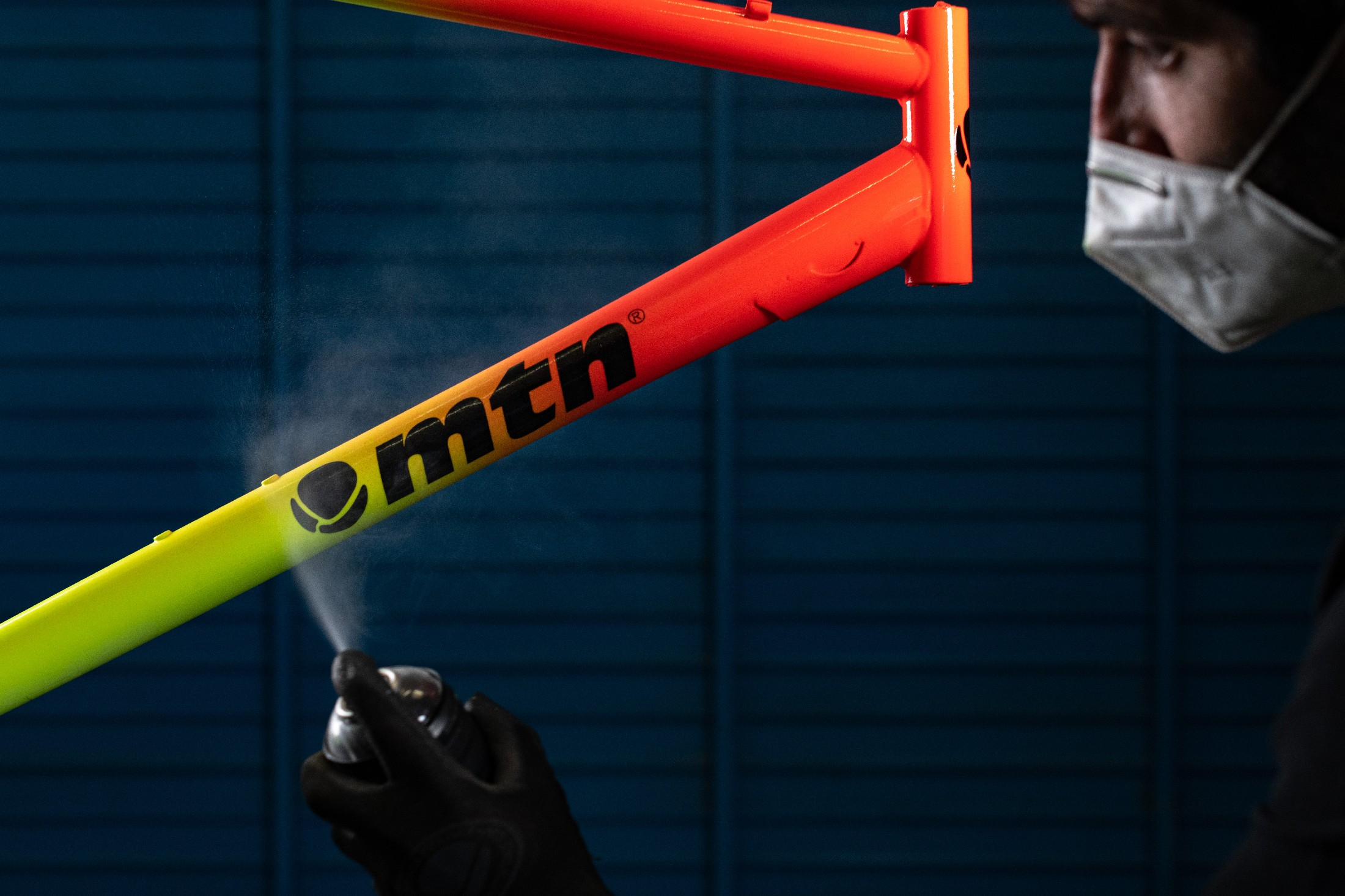 Obrázek: mtn-pro-acrylic-varnish-8042