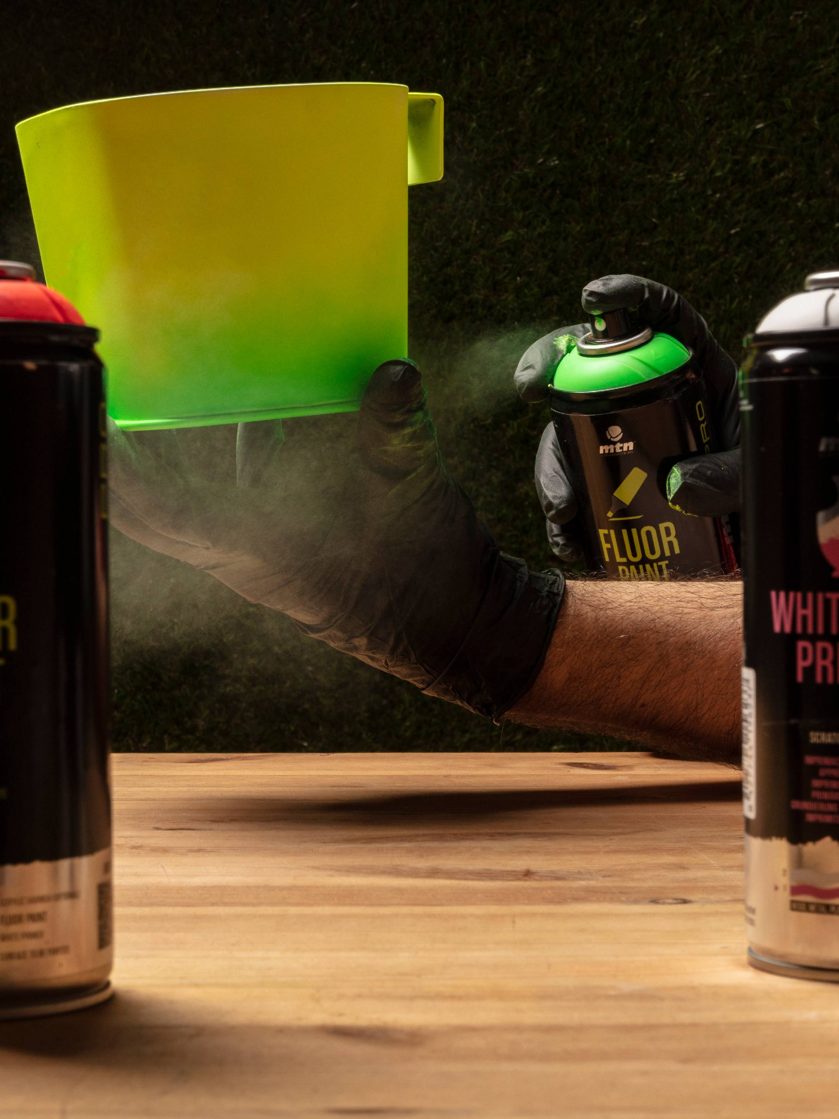 Obrázek: mtn-pro-fluor-paint-3444