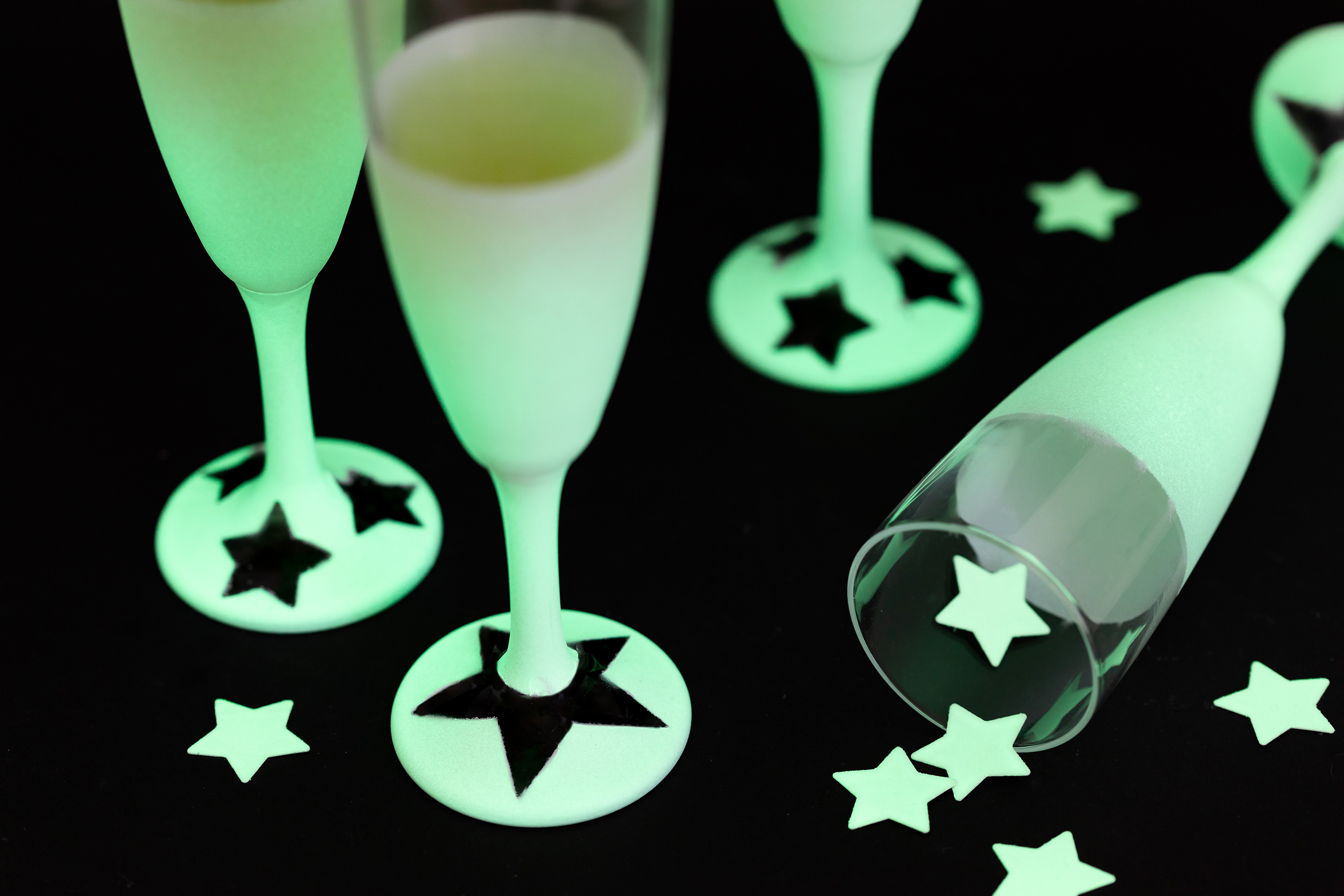 Obrázek: allspraypainted-nightglow-qf-2