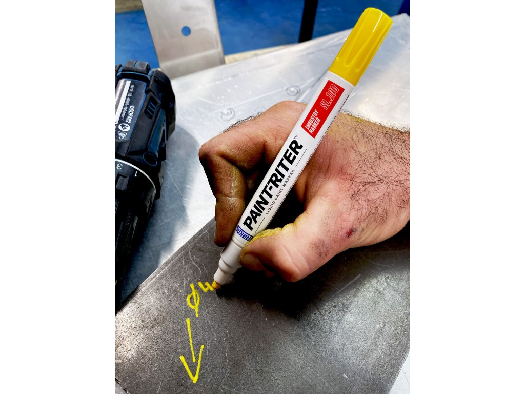 Obrázek: 2753-31240220-app-paint-riter-industry-marker-sl100-steel-2730x3640-fa9769af-ef79-46f7-bfb8-7a67a996f5ea