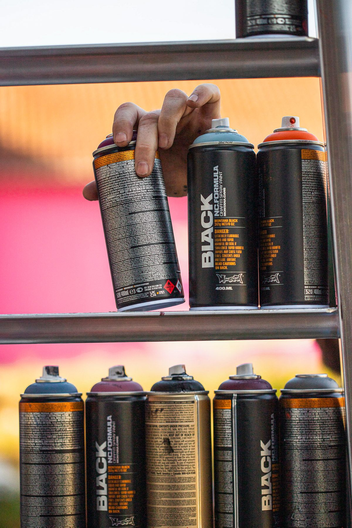 Obrázek: montana-cans-black-detail-1148-1920x1920