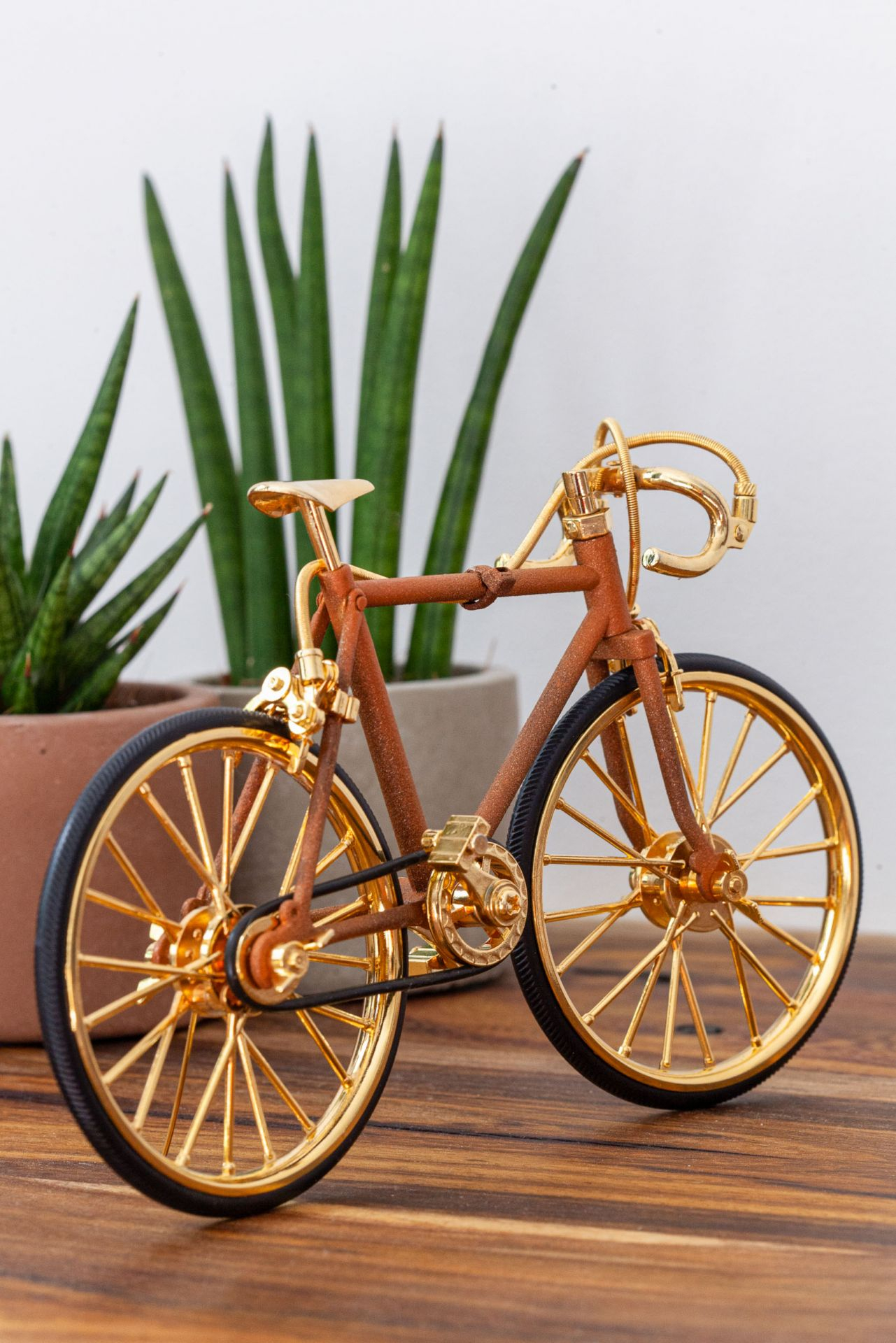 Obrázek: montana-cans-rust-effect-img-7699-1920x1920