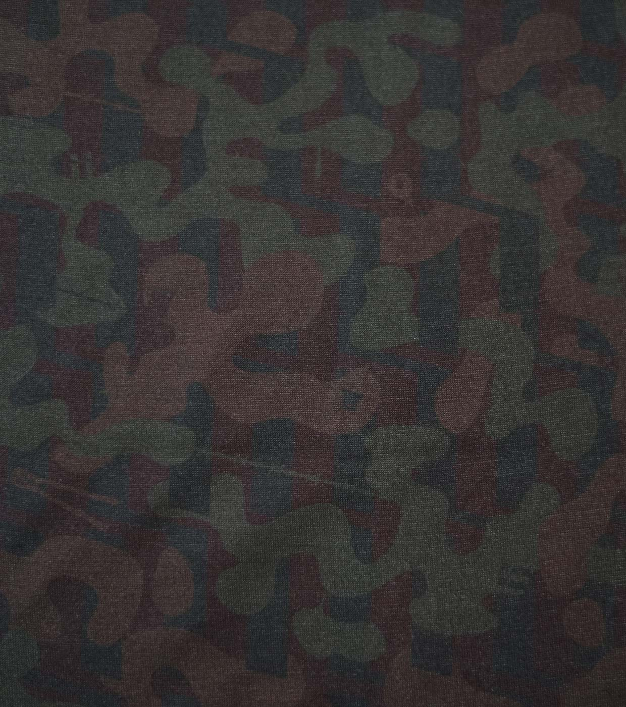 Obrázek: camouflage-tunnel-scarf-detail